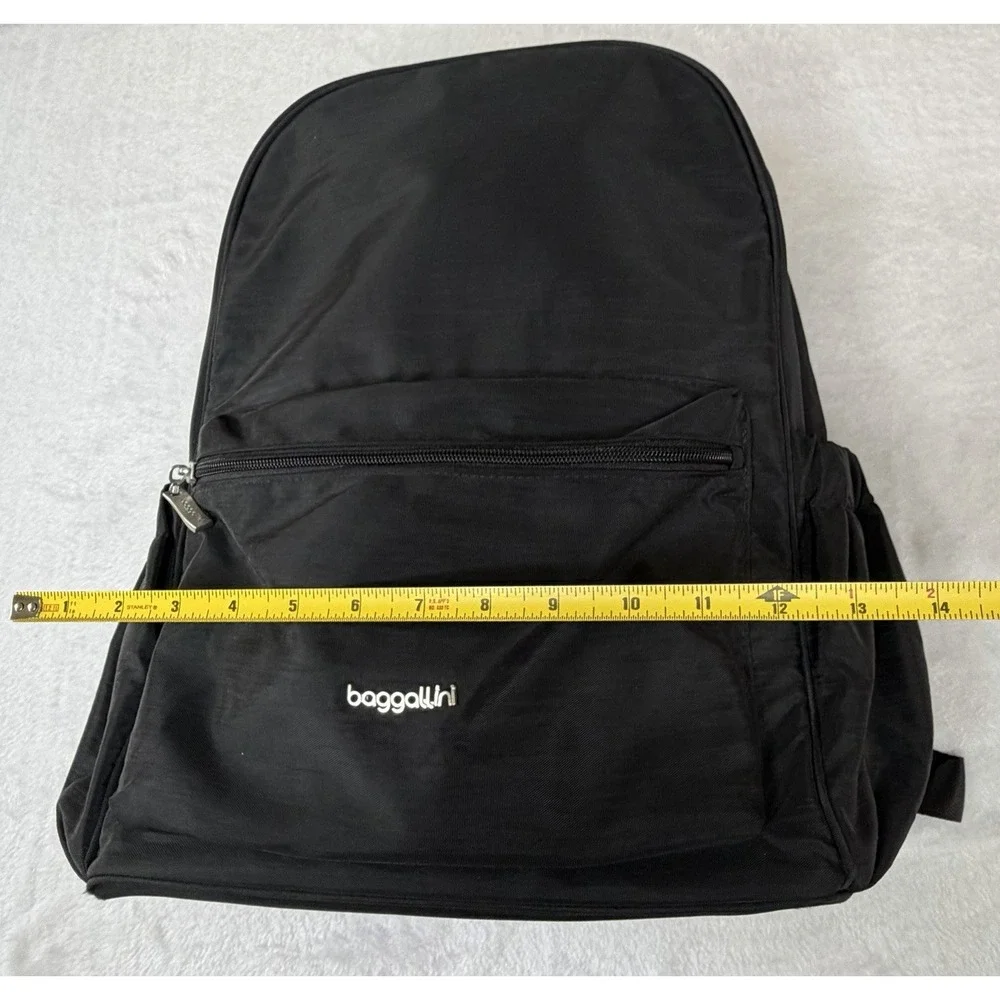 Baggallini‎ RFID Travel Backpack Black Nylon Laptop Carry On Organizer Bag